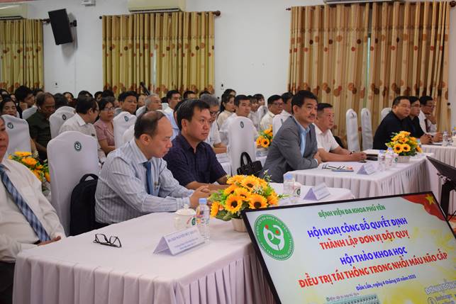 Description: G:\DCIM\100D5300\DSC_1357.JPG