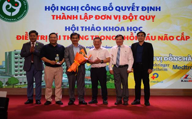 Description: G:\DCIM\100D5300\DSC_1385.JPG